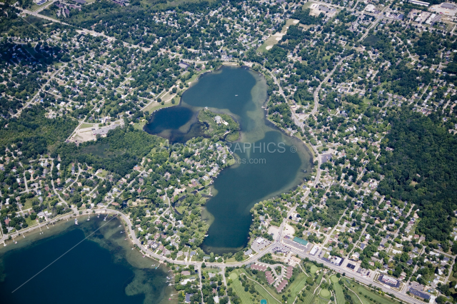 Crescent Lake in Oakland County, Michigan